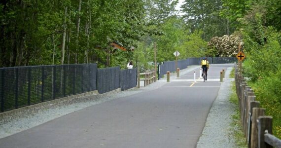 Another completed segment on the East Lake Sammamish Trail. The trail provides a 12-foot pavement path with a two-foot gravel shoulder on each side. (Photo courtesy of King County Parks)