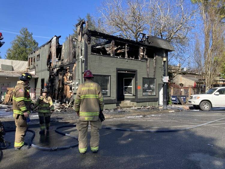 Scene of the April 14 fire at 8102 Railroad Avenue SE. (Photo by Mallory Kruml/Valley Record)